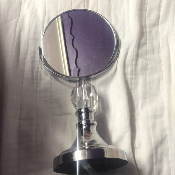 Mirror - Picture 1 of 1